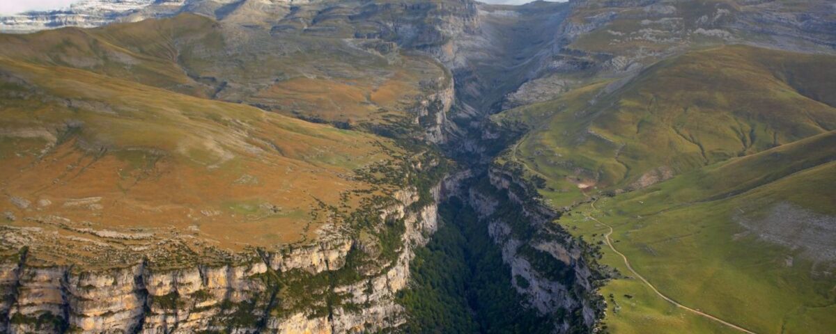 El ‘Gran Cañón de Europa’ está en España: una ruta vertiginosa que te deja sin palabras, 專家獨奏