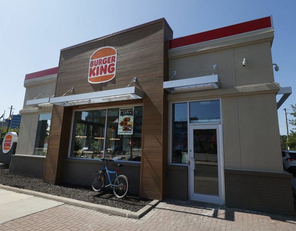 前 Skip the Dishes 司機因在 Vanier Burger King 內刺傷男子而被判有罪