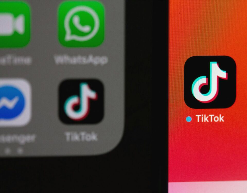 TikTok掀起直播業務熱潮，推動了美國和英國賣家的參與度