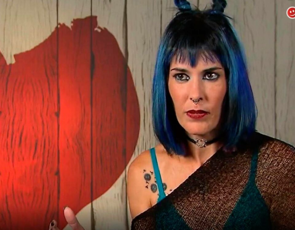 Una soltera de ‘First Dates’ Impacta al Equipment: «Busco un hombre físicamente no destrozado»