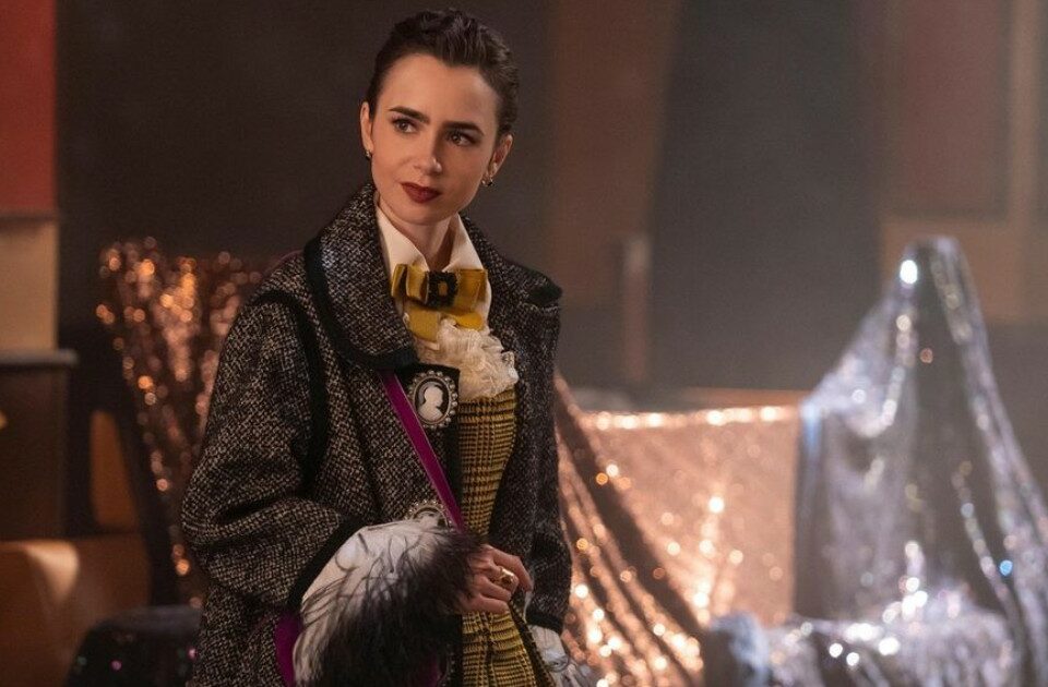 莉莉柯林斯 (Lily Collins) 與艾米麗 (Emily) 在巴黎“尚未結束”，娛樂新聞