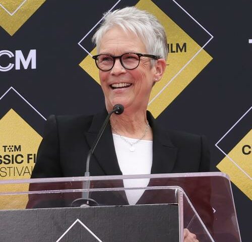 傑米李柯蒂斯 (Jamie Lee Curtis) 憑藉《熊》 (The Bear) 榮獲 2024 年創意藝術艾美獎