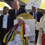 Papst feiert 在 Osttimor Messe mit einem Drittel der Bevölkerung