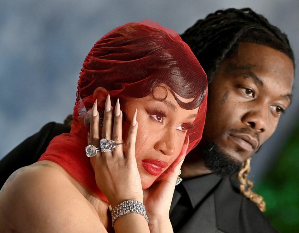 Cardi B 在離婚期間慶祝了第三個孩子 Offset — 查看第一張照片