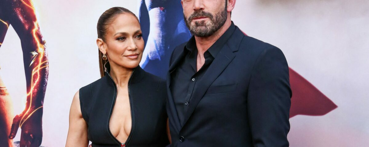 珍妮佛洛佩茲 (Jennifer Lopez) 和本阿弗萊克 (Ben Affleck) 一起度過驚喜