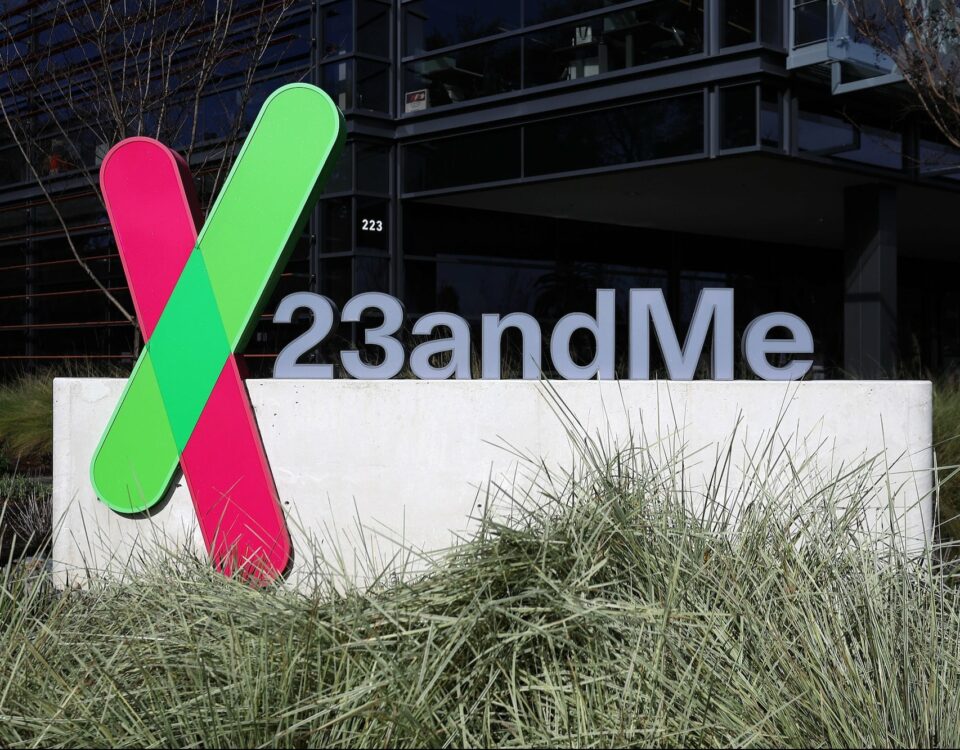 大規模駭客攻擊導致客戶資料在暗網後曝光，23andMe 支付 3,000 萬美元和解金。