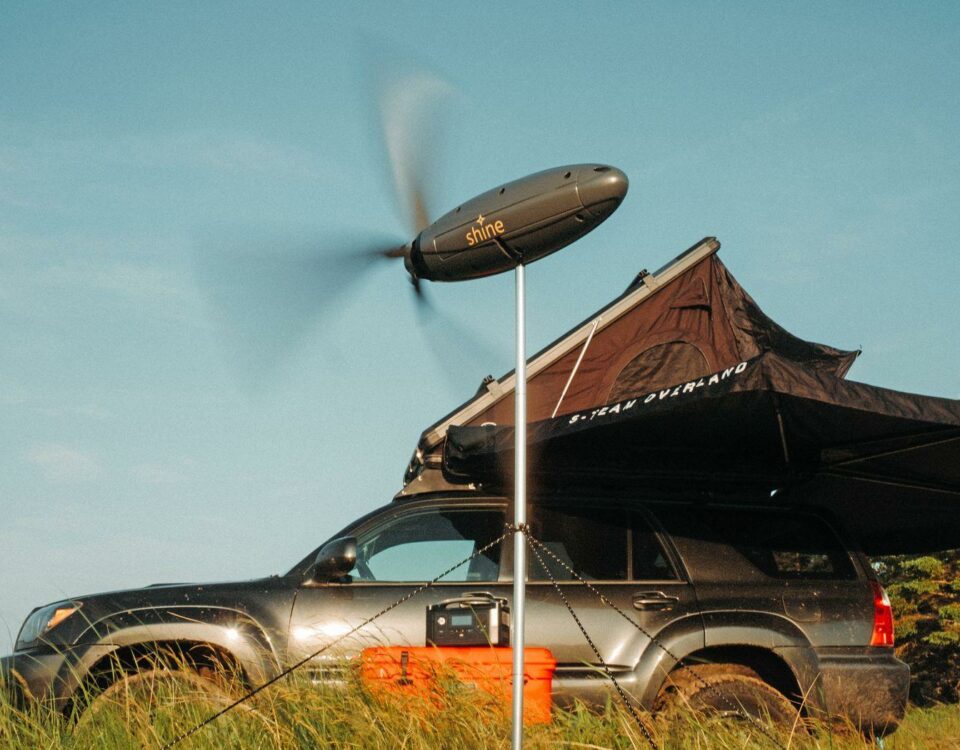 Tragbare Windturbine lädt 智慧型手機 schon bei schwachem Wind