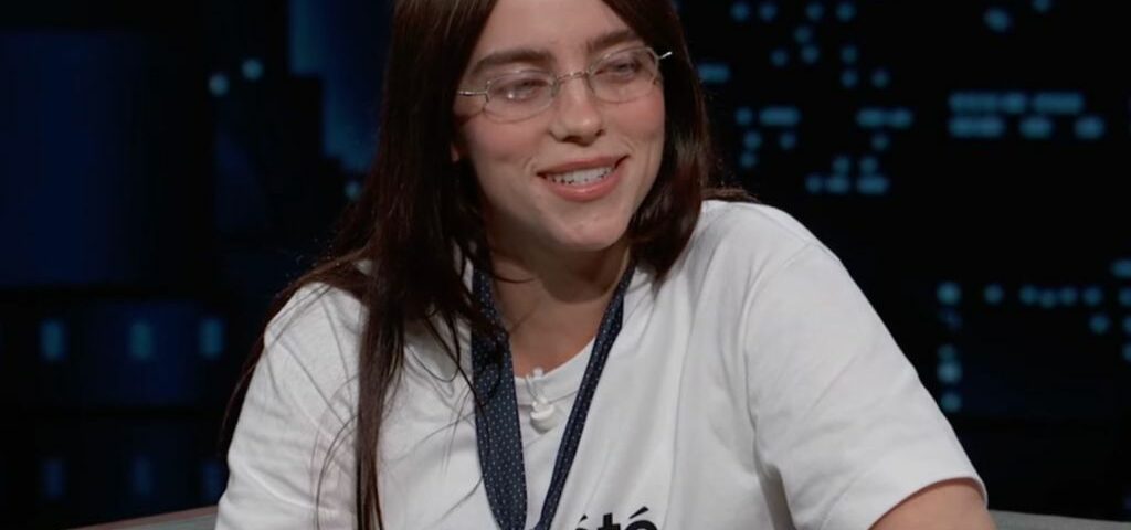 比莉艾利許 (Billie Eilish) 談論與粉絲一起成長並與芬尼斯 (Finneas) 一起在《Kimmel》中創造魔法